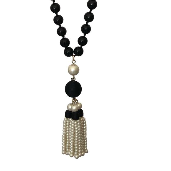 Vintage Amy Taylor Marked Black Beaded Pearly Black Pendant Necklace EUC - Picture 5 of 15